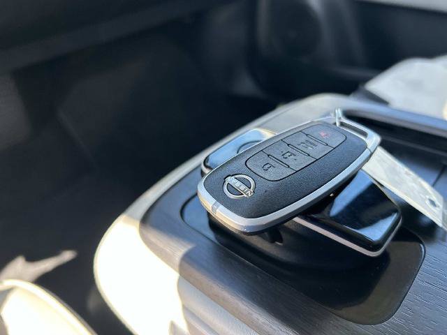 Used 2023 Nissan Ariya AWD image 38