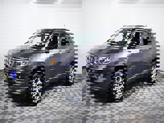 Used 2022 Jeep Compass Latitude image 5