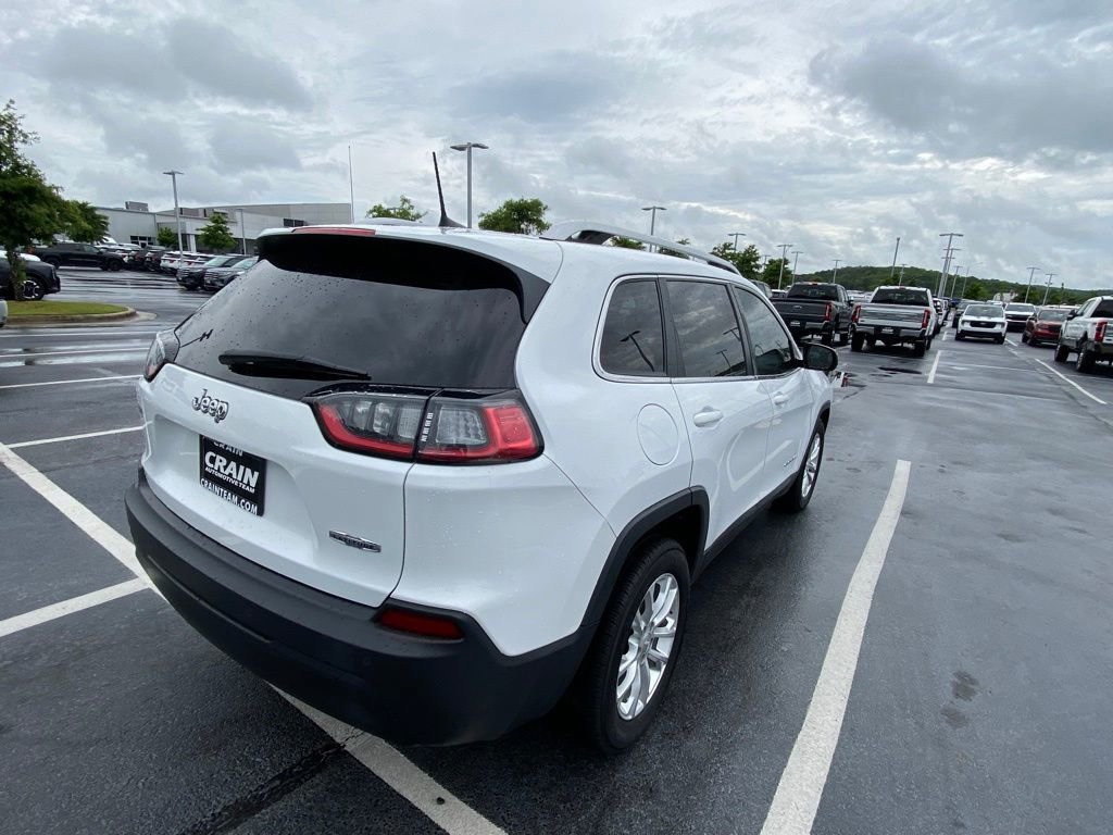 Used 2019 Jeep Cherokee Latitude w/ Popular Appearance Group FWD image 7