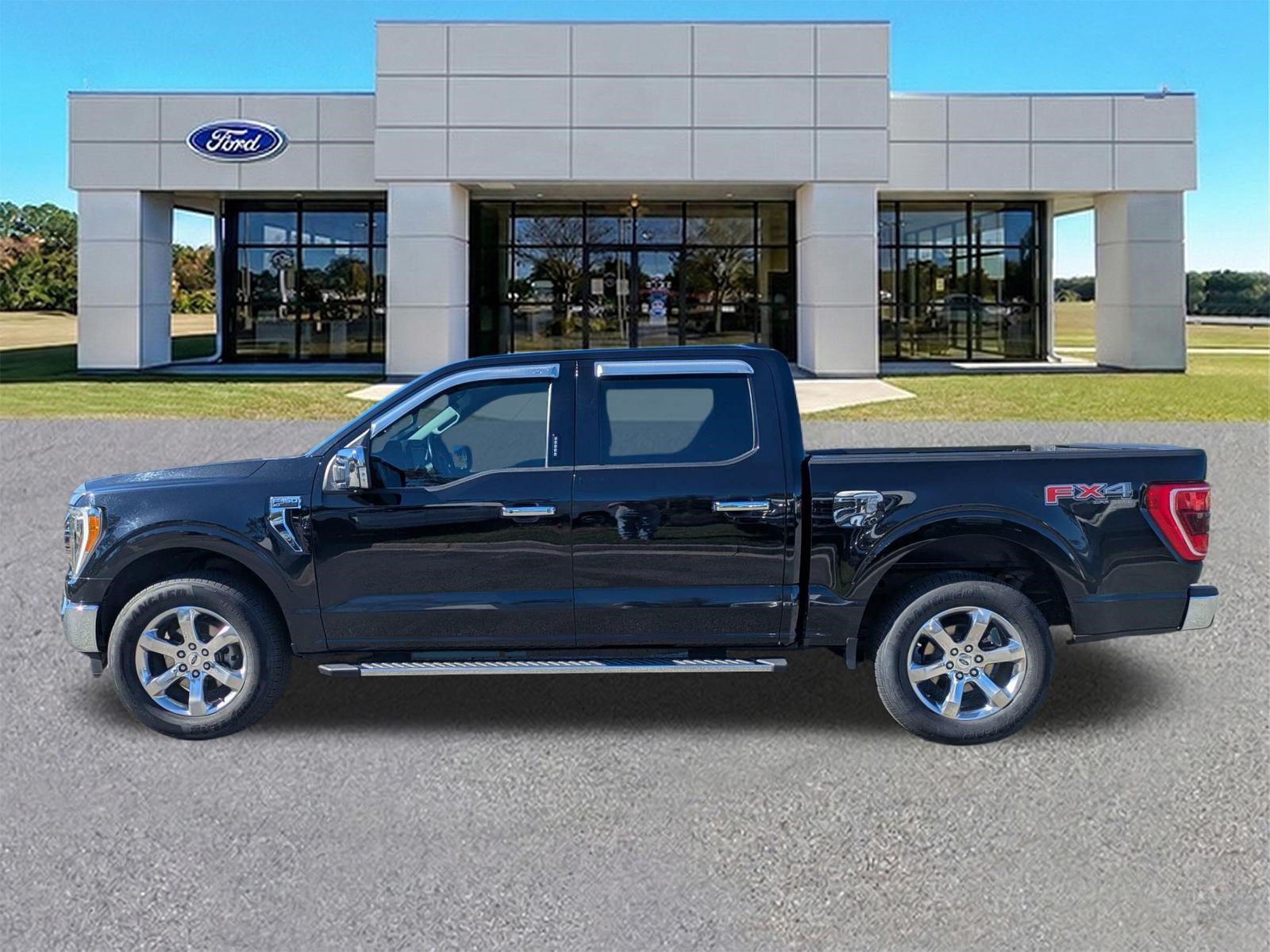 Certified 2021 Ford F150 XLT w/ Equipment Group 302A High AWD/4WD image 7