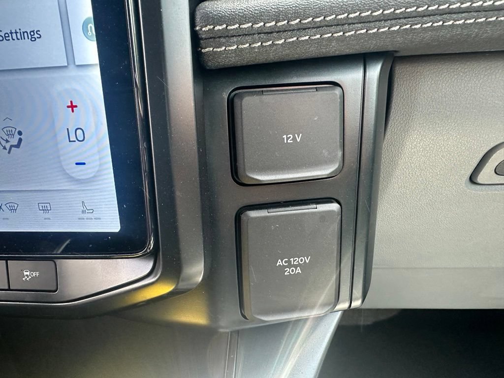 Certified 2025 Ford F150 Lightning Flash AWD/4WD image 16