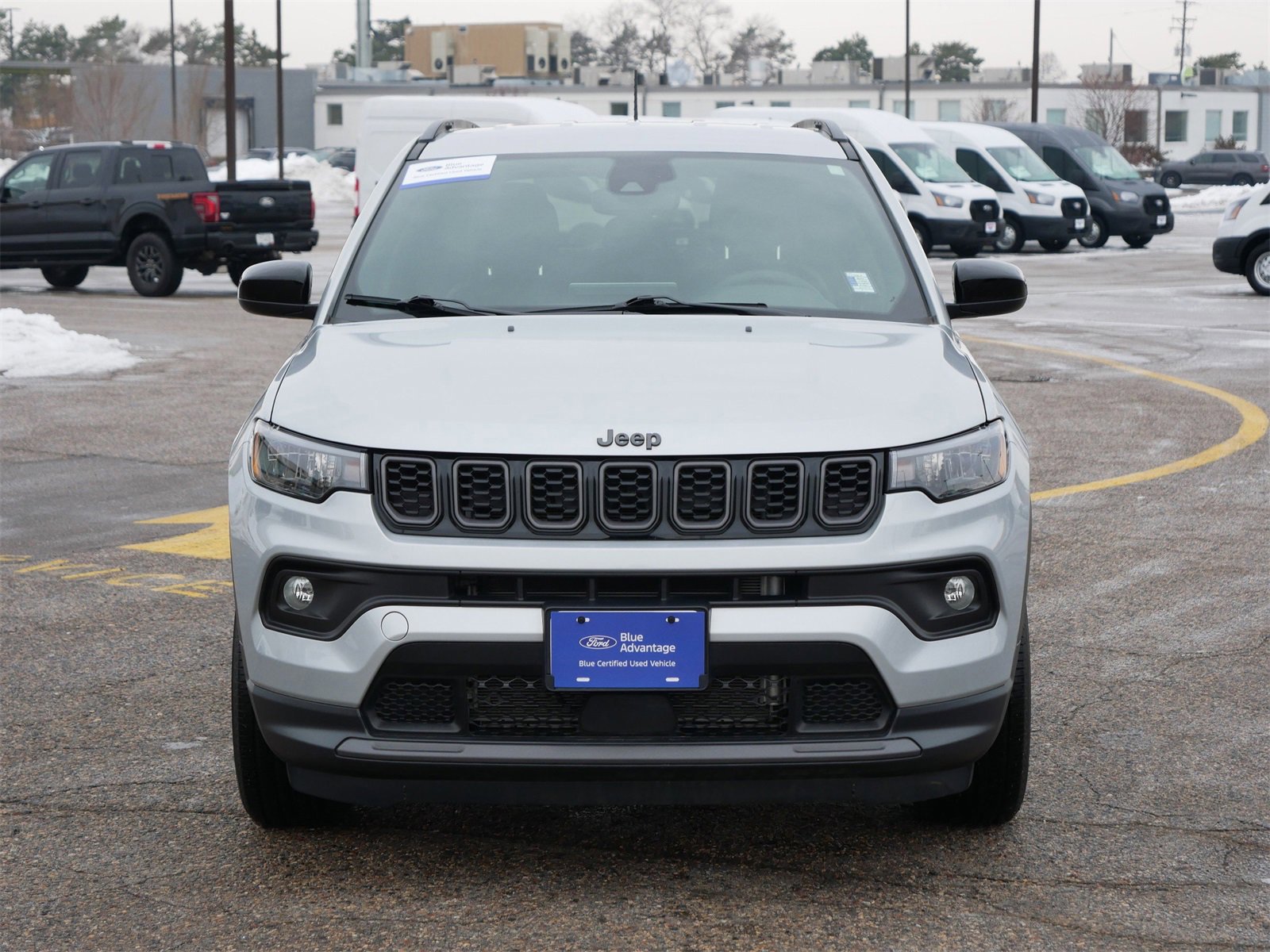 Used 2025 Jeep Compass Latitude w/ Altitude Special Edition image 8