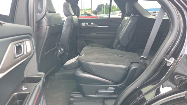 Certified 2025 Ford Explorer ST AWD/4WD image 26