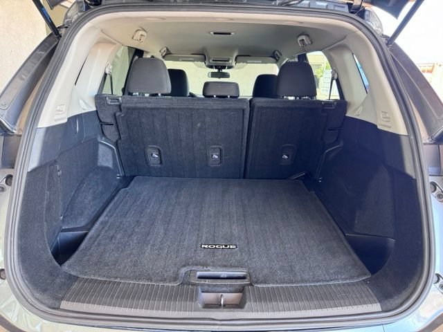 Used 2024 Nissan Rogue S FWD image 21