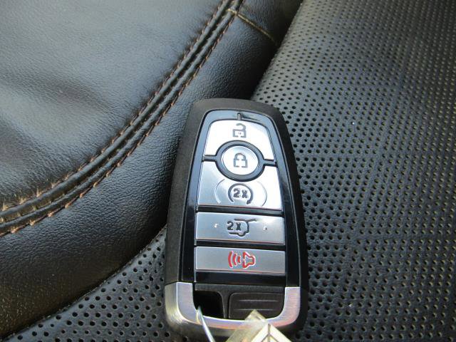 Certified 2022 Ford Explorer Platinum w/ Equipment Group 601A image 26