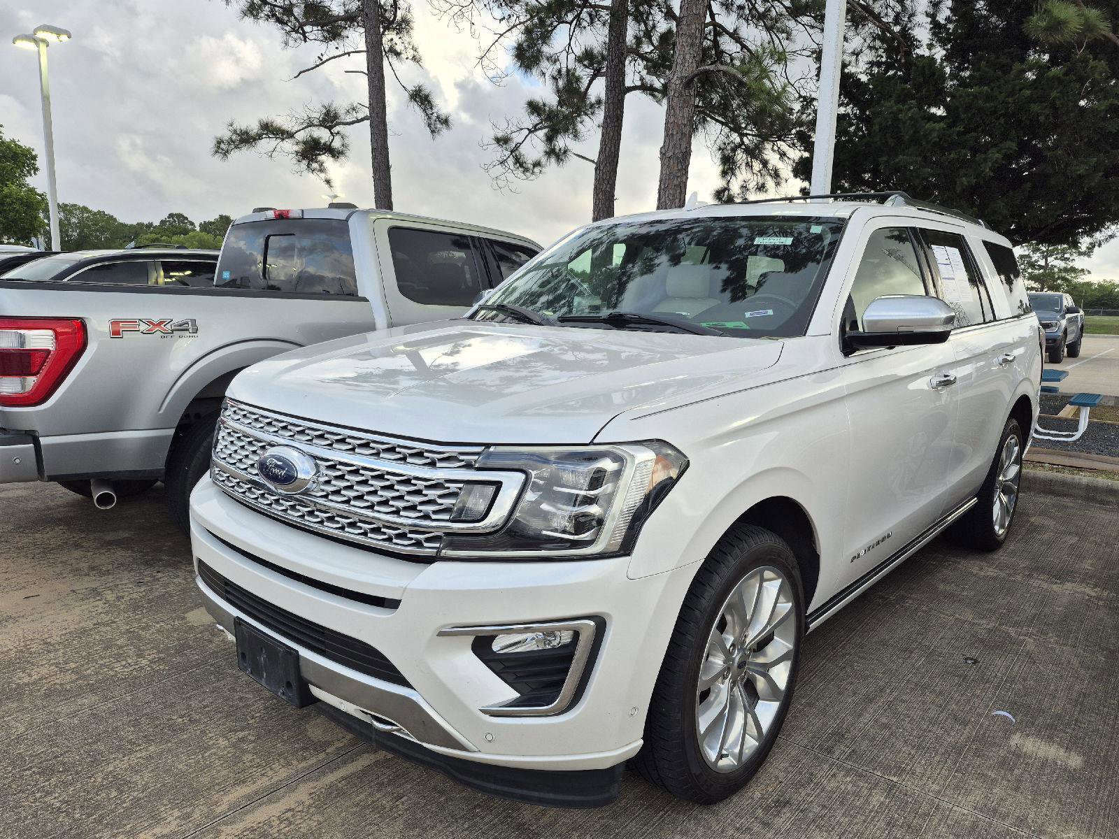 Certified 2019 Ford Expedition Platinum AWD/4WD image 1