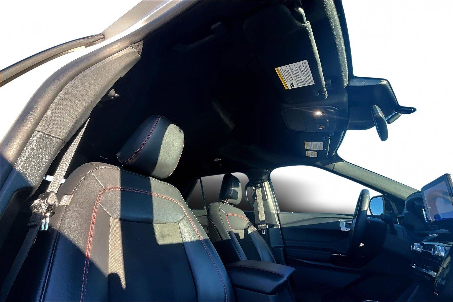 Certified 2023 Ford Explorer ST-Line image 23