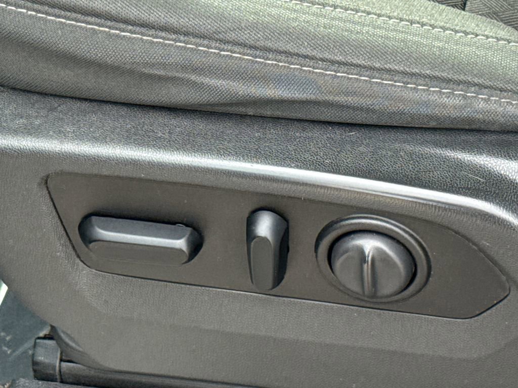 Used 2021 Chevrolet Silverado 1500 LT Trail Boss image 24