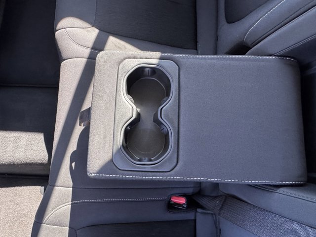 Used 2023 Jeep Grand Cherokee Laredo image 32