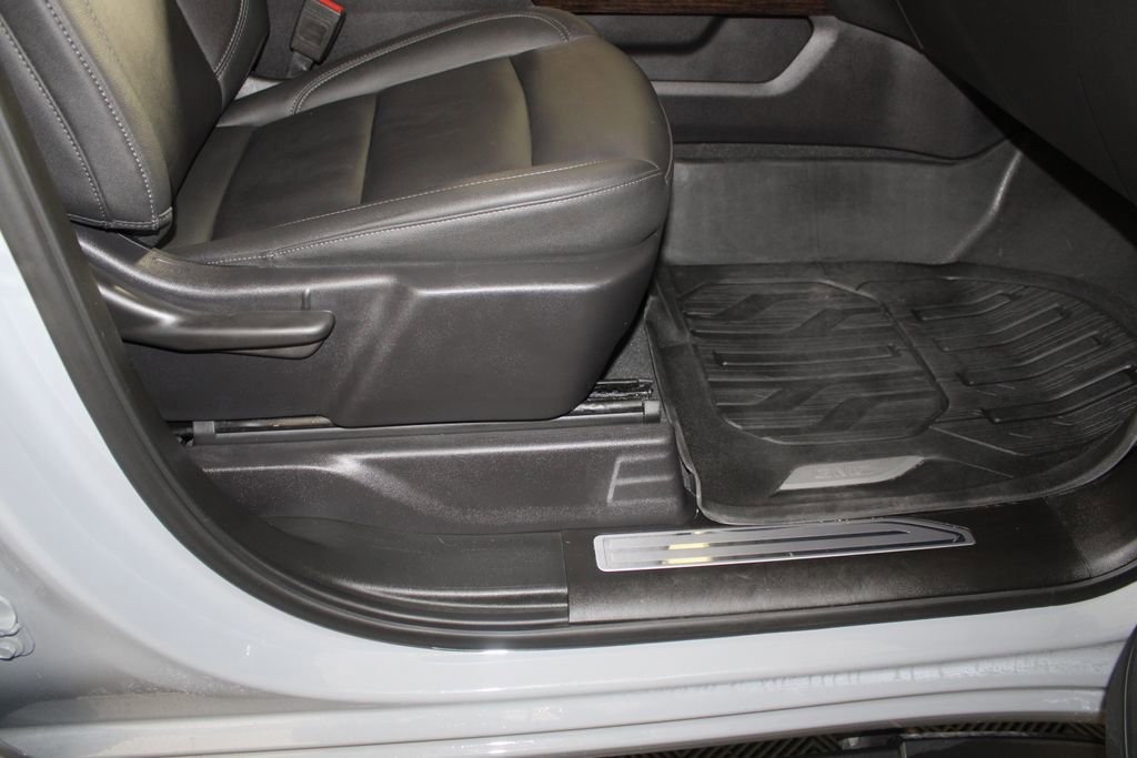 Used 2024 GMC Sierra 1500 Elevation w/ Elevation Premium Package image 11