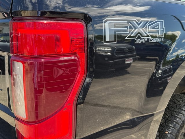 Certified 2022 Ford F250 Lariat w/ Lariat Ultimate Package AWD/4WD image 31