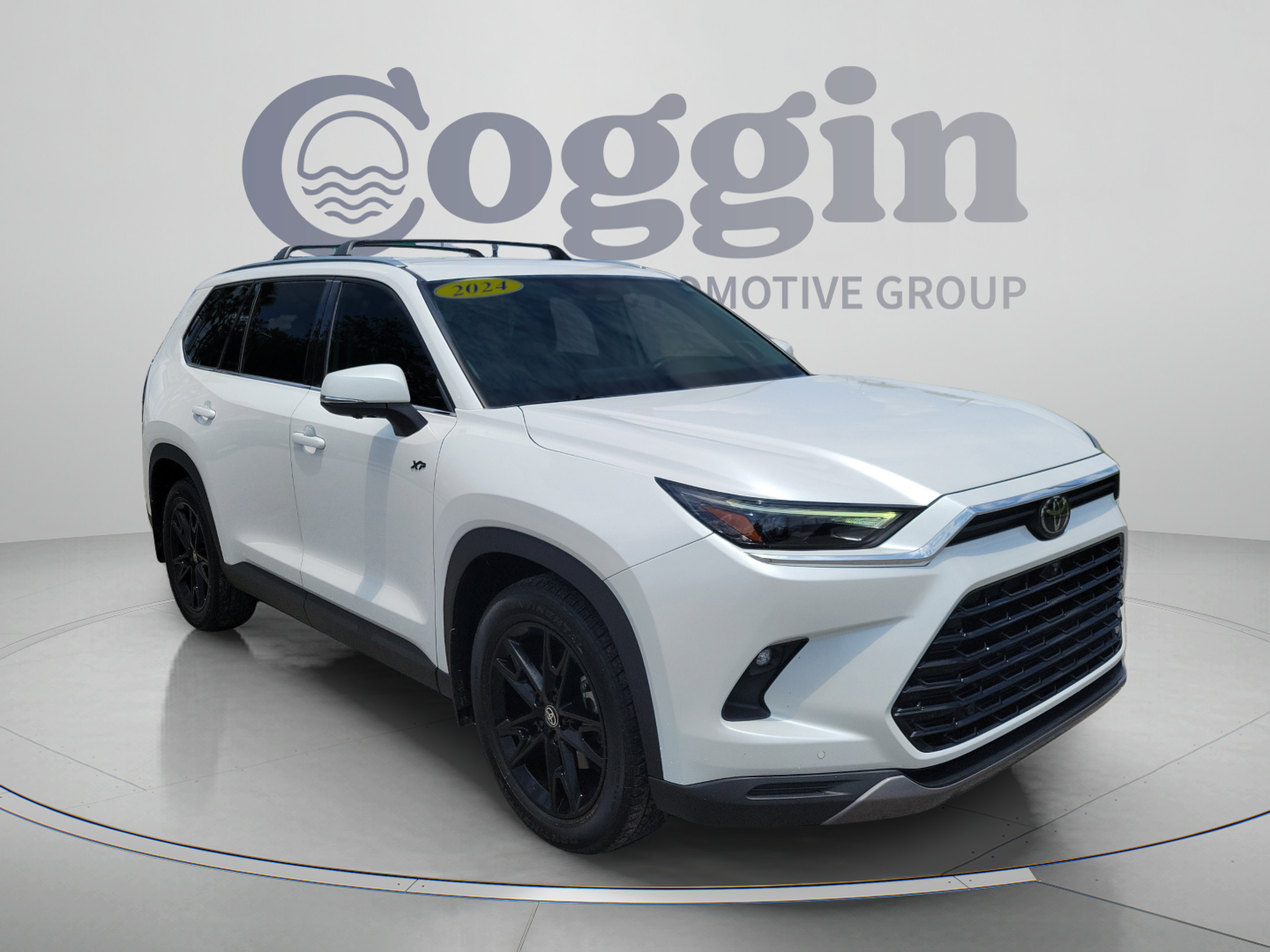 Used 2024 Toyota Grand Highlander AWD image 4