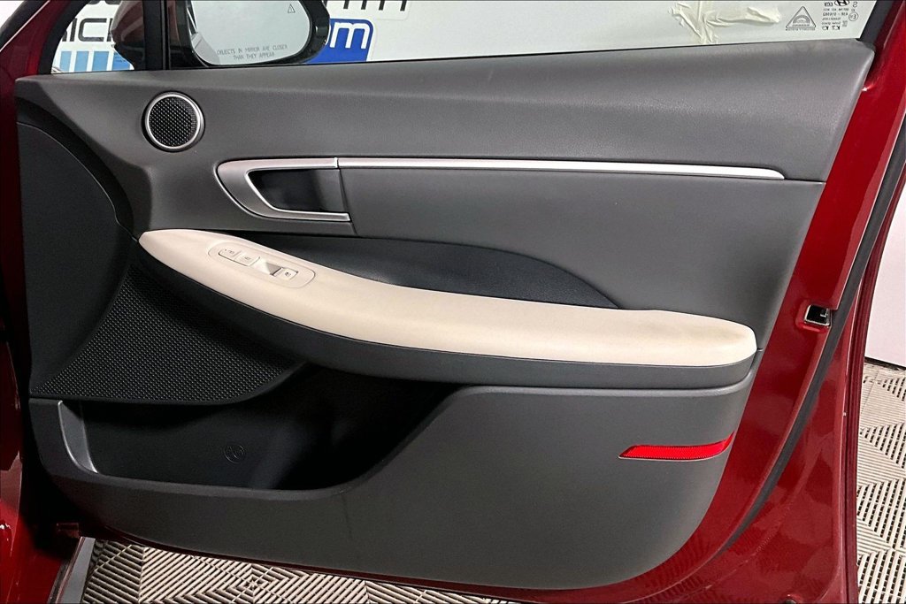 Used 2025 Hyundai Sonata SEL image 19
