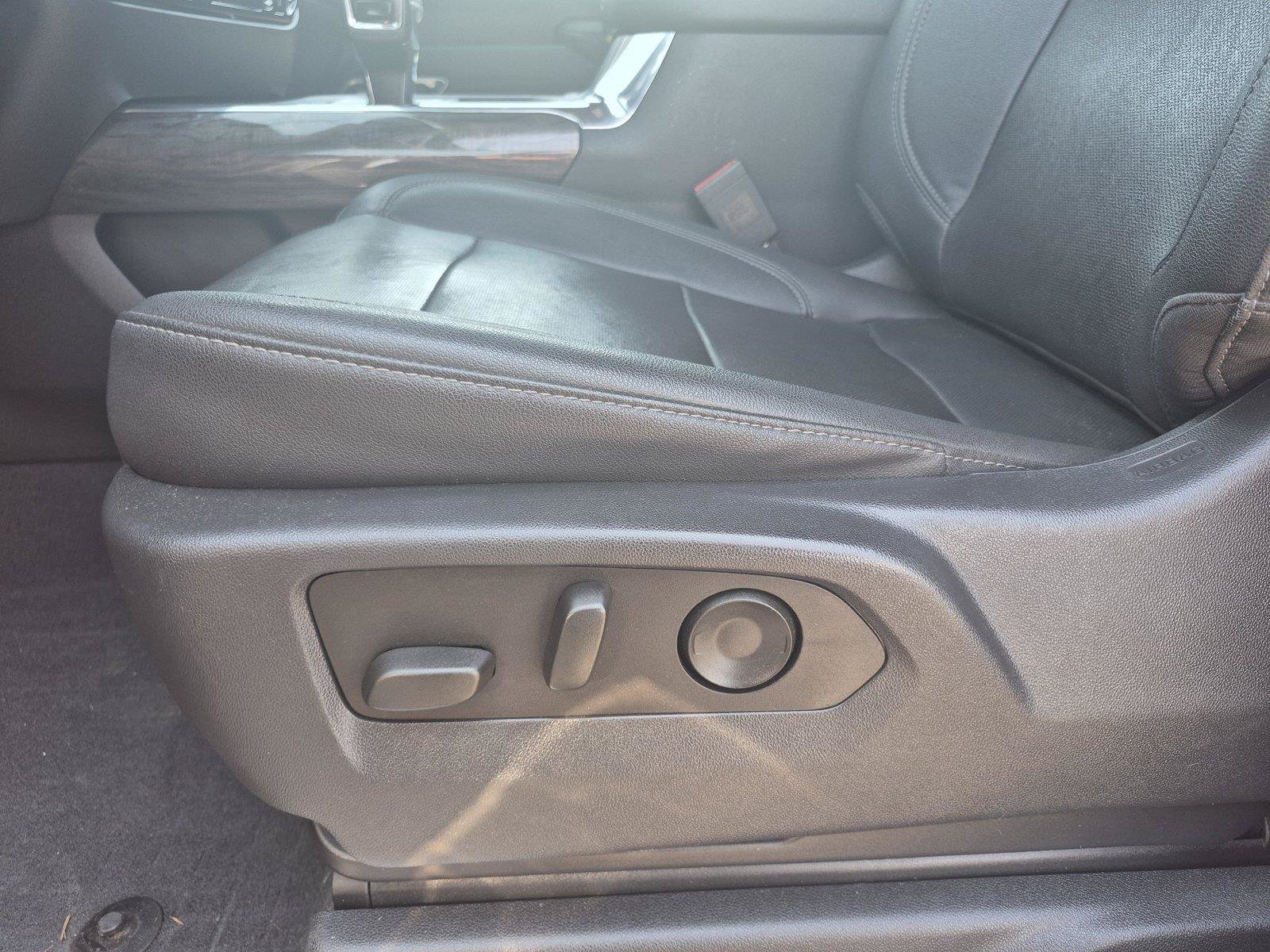 Used 2023 Chevrolet Silverado 1500 LTZ w/ LTZ Premium Package AWD/4WD image 23