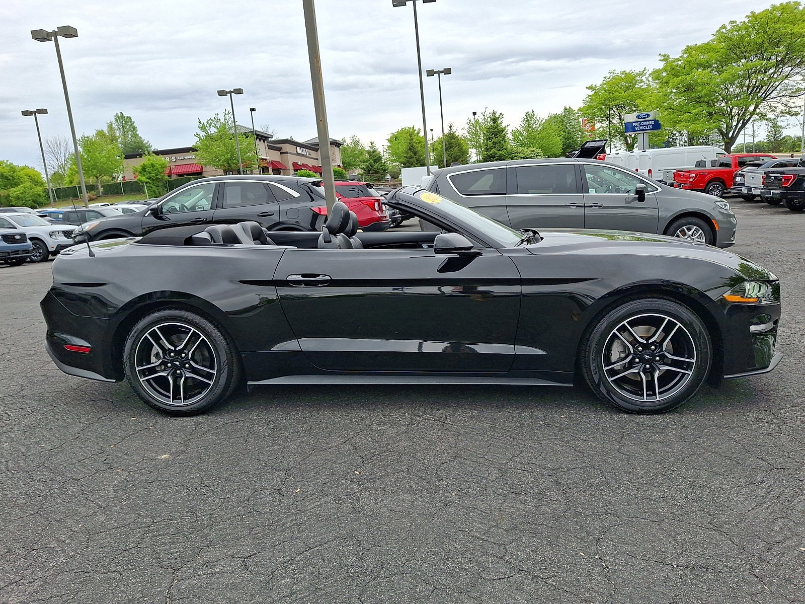 Certified 2023 Ford Mustang Premium RWD image 6