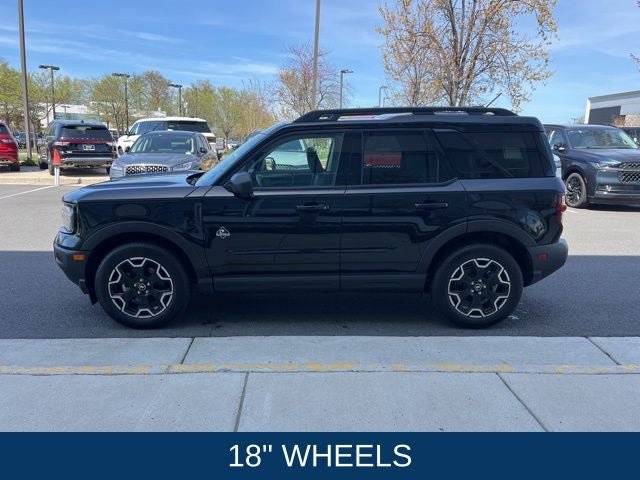 Certified 2025 Ford Bronco Sport Outer Banks w/ Outer Banks Tech Package+ AWD/4WD image 2
