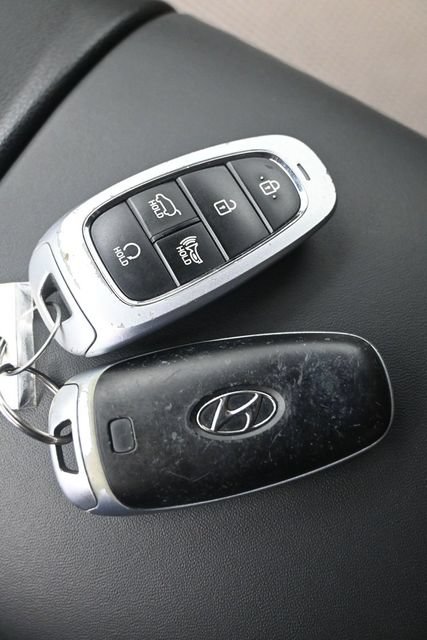 Used 2023 Hyundai Santa Fe SEL AWD/4WD image 15