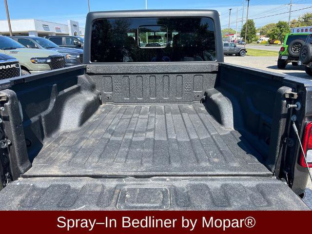 Used 2022 Jeep Gladiator Sport AWD/4WD image 23