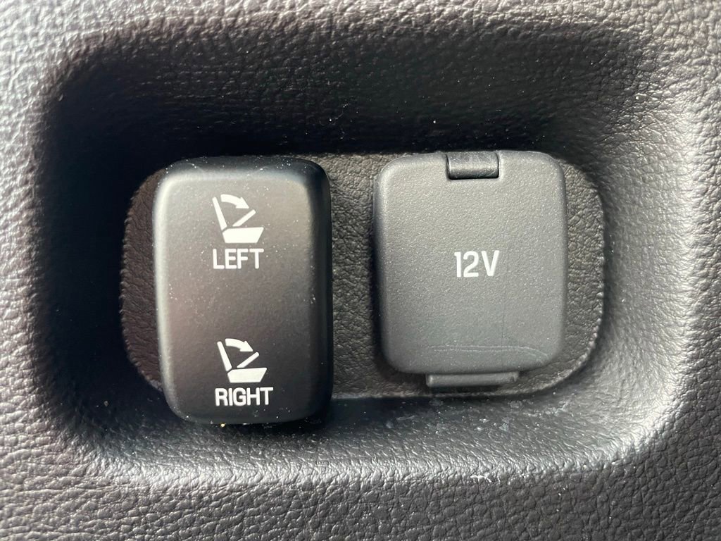 Certified 2024 Ford Edge Titanium w/ Equipment Group 301A image 11