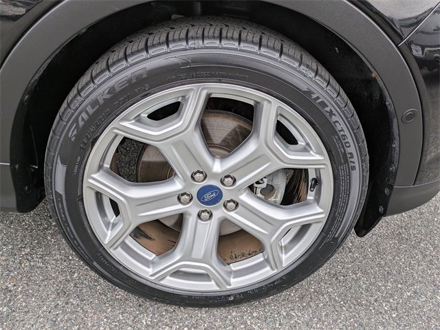 Certified 2019 Ford Escape Titanium image 11