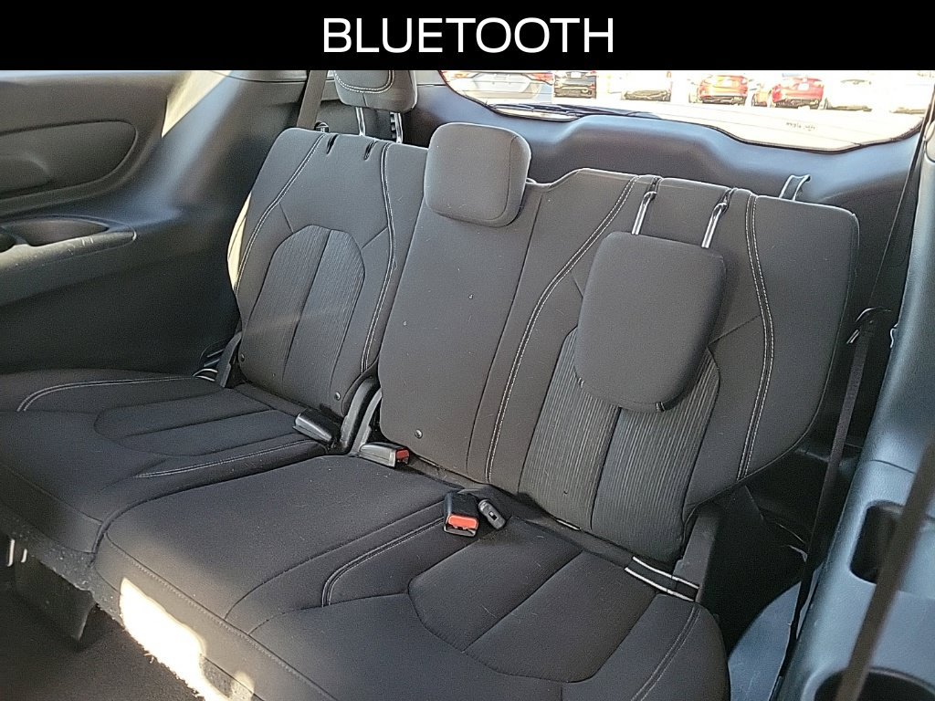 Used 2018 Chrysler Pacifica Touring Plus w/ S Appearance Package FWD image 14