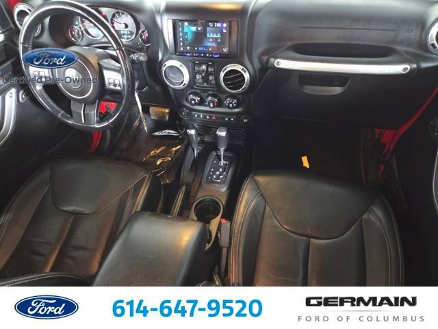 Used 2017 Jeep Wrangler Unlimited Rubicon w/ Connectivity Group AWD/4WD image 32