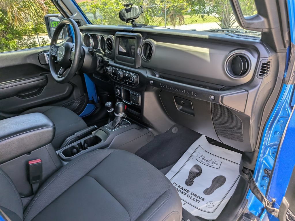 Used 2022 Jeep Wrangler Unlimited Sport AWD/4WD image 13
