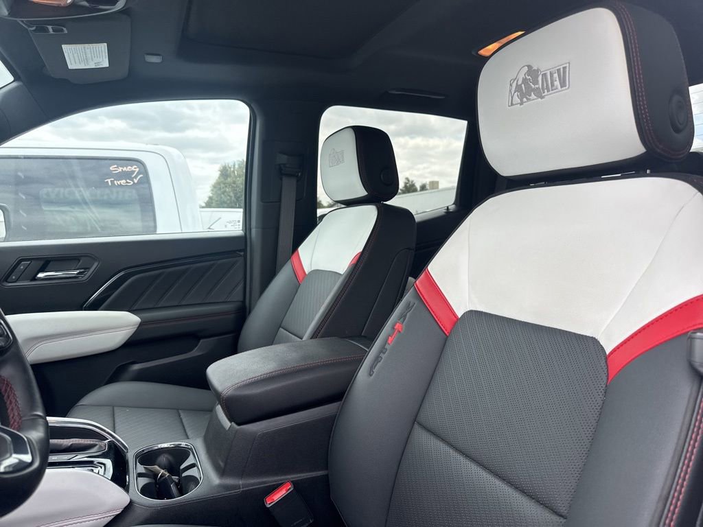 Used 2024 GMC Canyon AT4X w/ AT4X AEV Edition AWD/4WD image 12