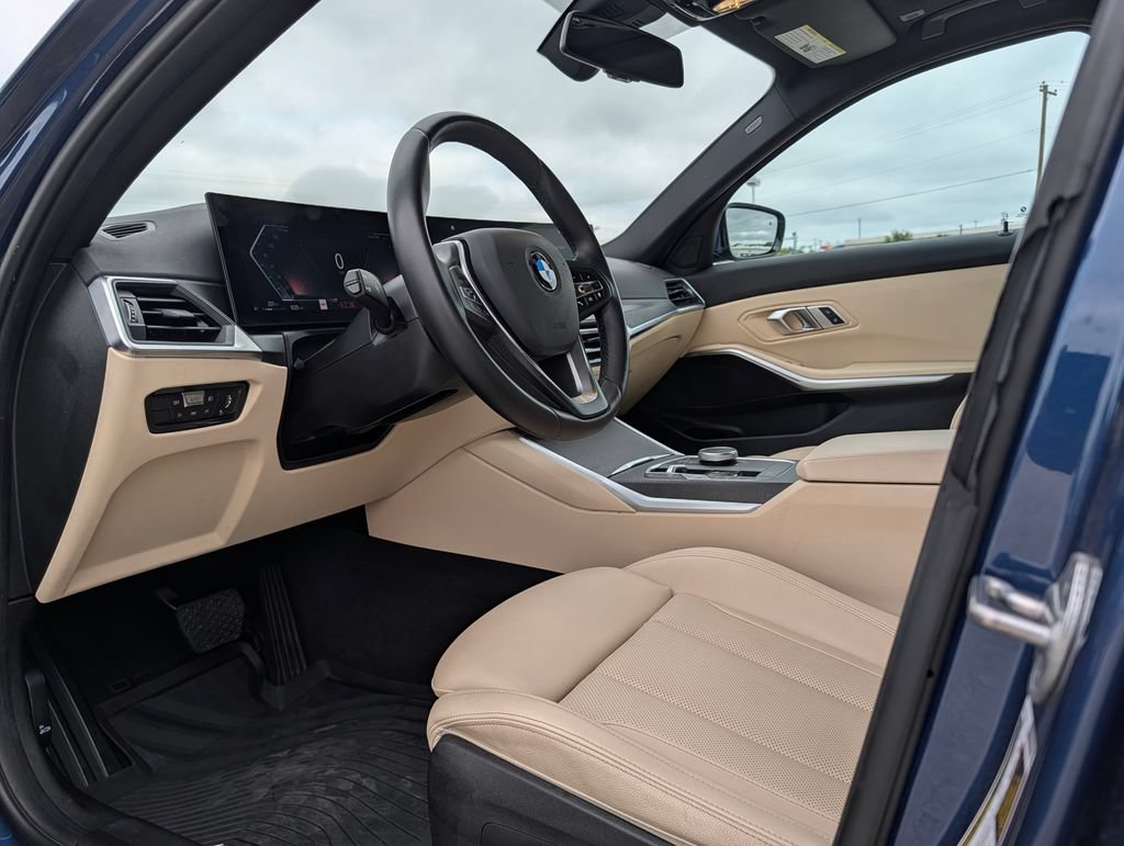Used 2023 BMW 330i Sedan w/ Driving Assistance Package RWD image 24