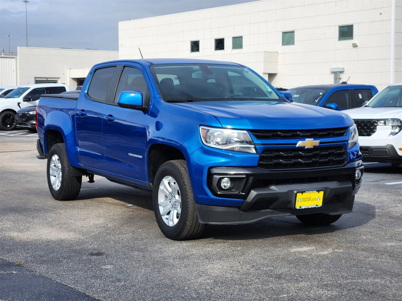 Used 2022 Chevrolet Colorado LT w/ LT Convenience Package image 3