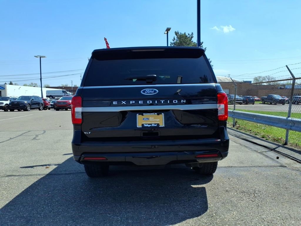 Certified 2024 Ford Expedition XLT AWD/4WD image 7