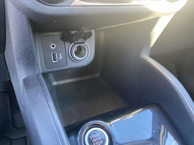 Used 2020 Nissan Kicks S image 27