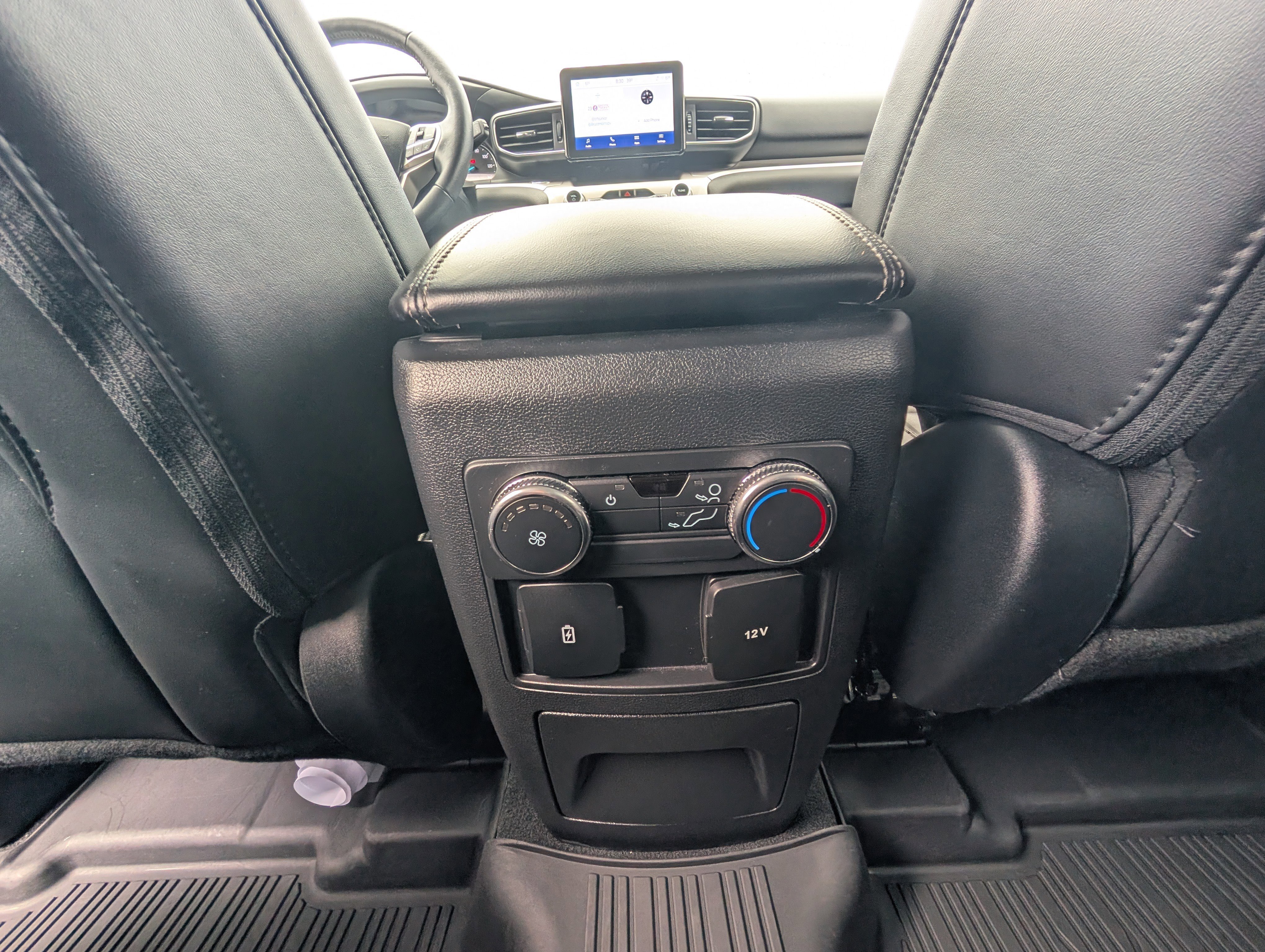 Certified 2022 Ford Explorer XLT w/ Equipment Group 202A image 20