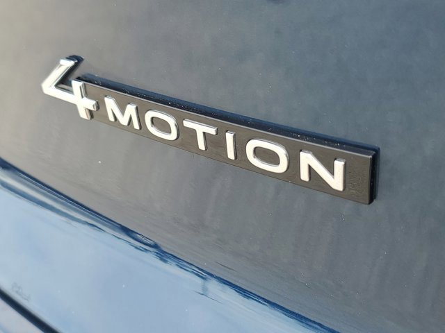 Used 2023 Volkswagen Atlas Cross Sport SEL image 11