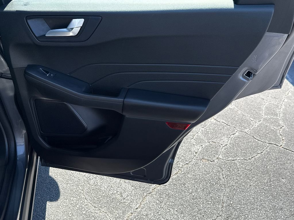 Certified 2023 Ford Escape Platinum image 16