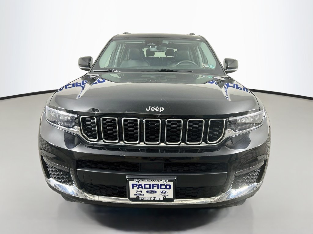 Used 2023 Jeep Grand Cherokee L Limited AWD/4WD image 3