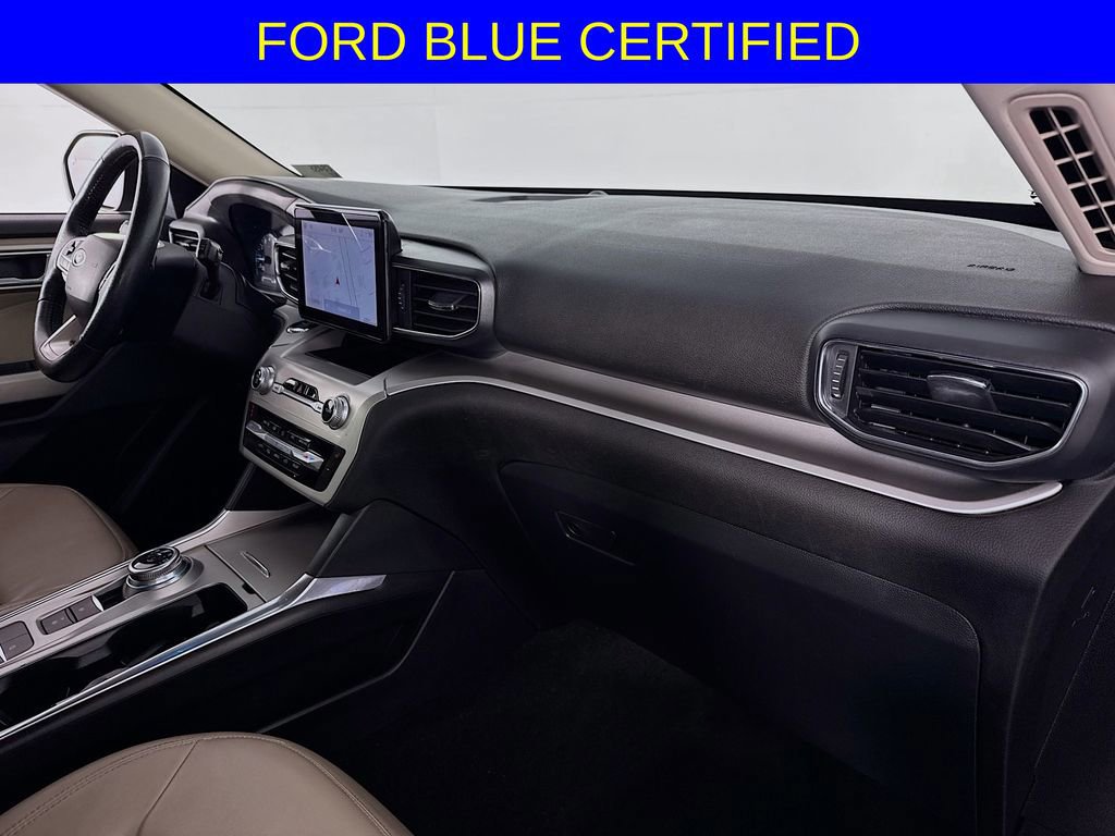 Certified 2022 Ford Explorer XLT w/ Equipment Group 202A image 31