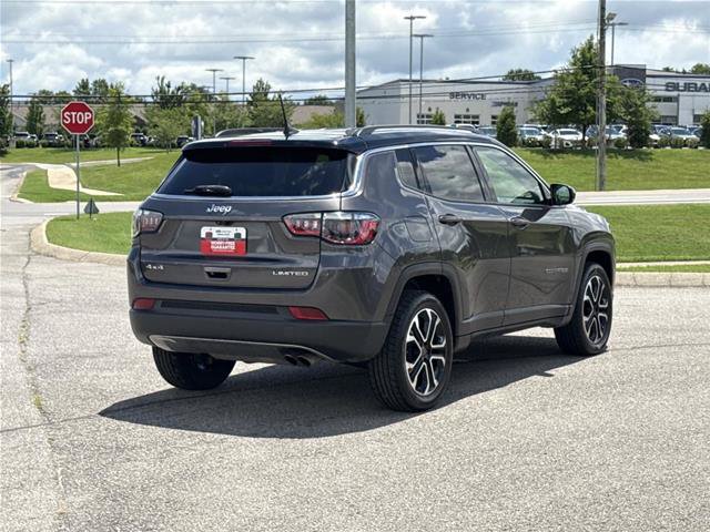 Used 2022 Jeep Compass Limited AWD/4WD image 5