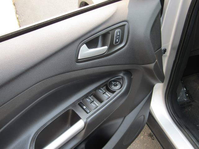 Certified 2019 Ford Escape SE FWD image 18