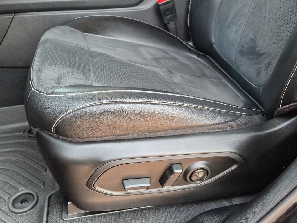 Used 2024 Jeep Grand Cherokee Altitude AWD/4WD image 22