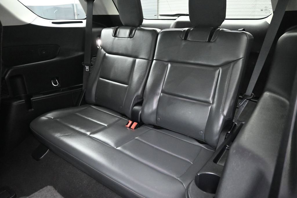 Certified 2025 Ford Explorer Active w/ Active Comfort Package RWD image 21