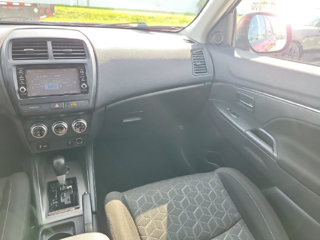 Used 2023 Mitsubishi Outlander Sport AWD image 19