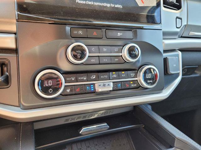 Certified 2024 Ford Expedition XLT RWD image 31