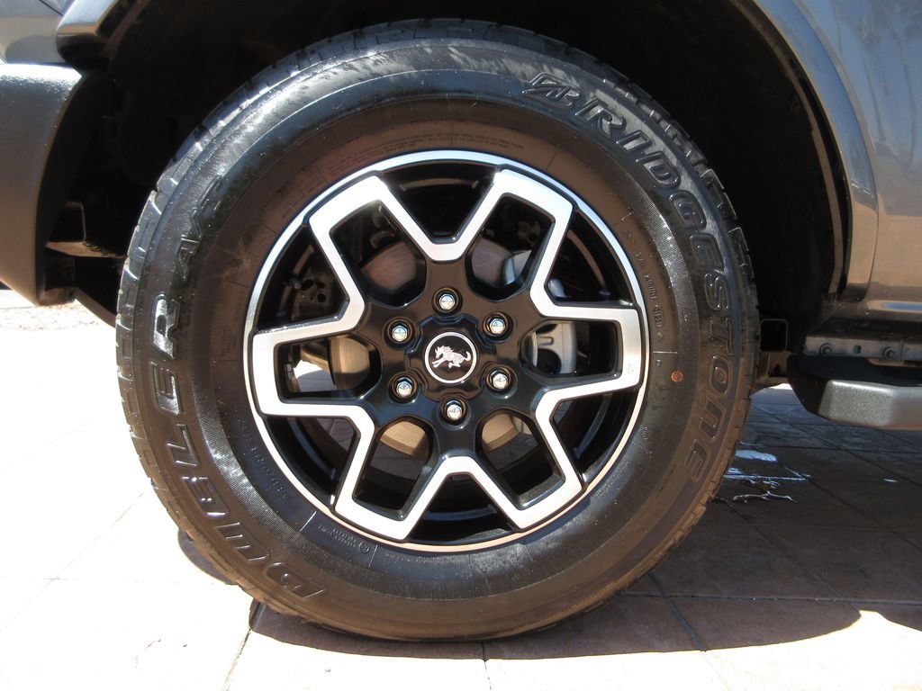 Certified 2024 Ford Bronco Outer Banks AWD/4WD image 8