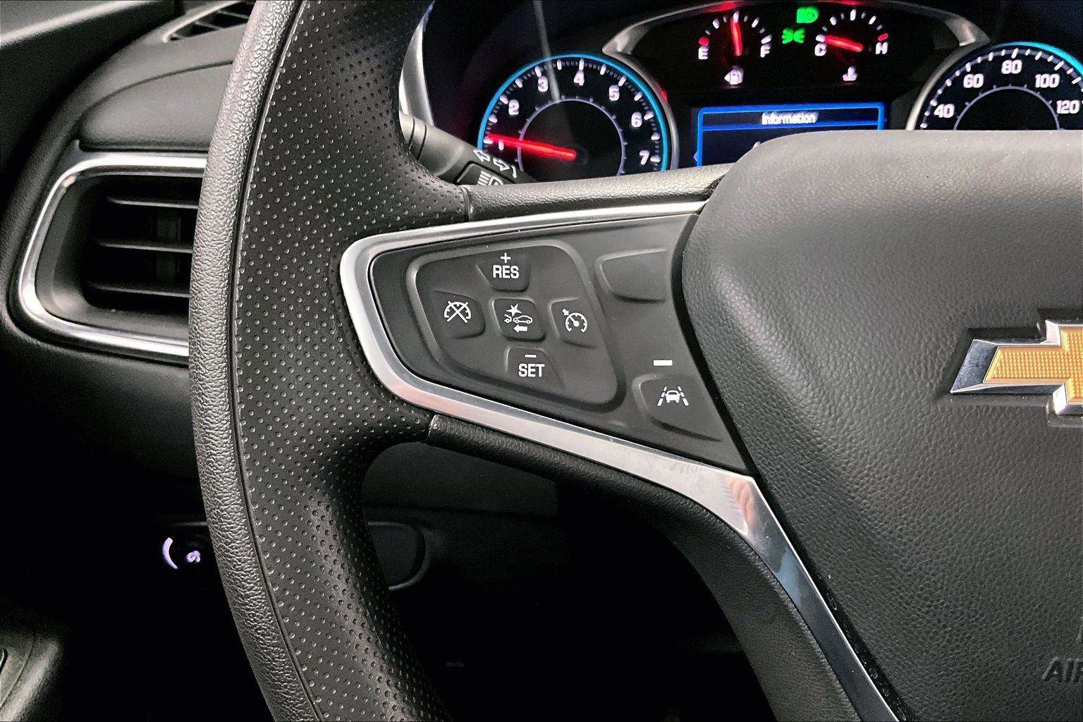 Used 2022 Chevrolet Equinox LT image 17