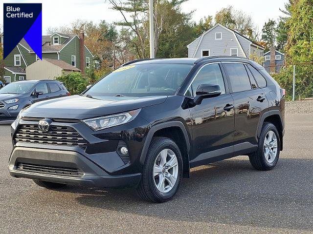 Used 2021 Toyota RAV4 XLE w/ Convenience Package image 1