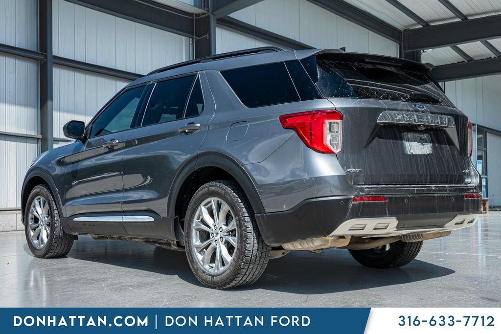 Certified 2022 Ford Explorer XLT w/ Equipment Group 202A AWD/4WD image 29