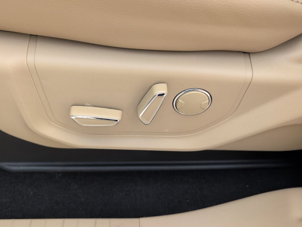 Certified 2019 Ford F250 Lariat w/ Lariat Ultimate Package AWD/4WD image 10