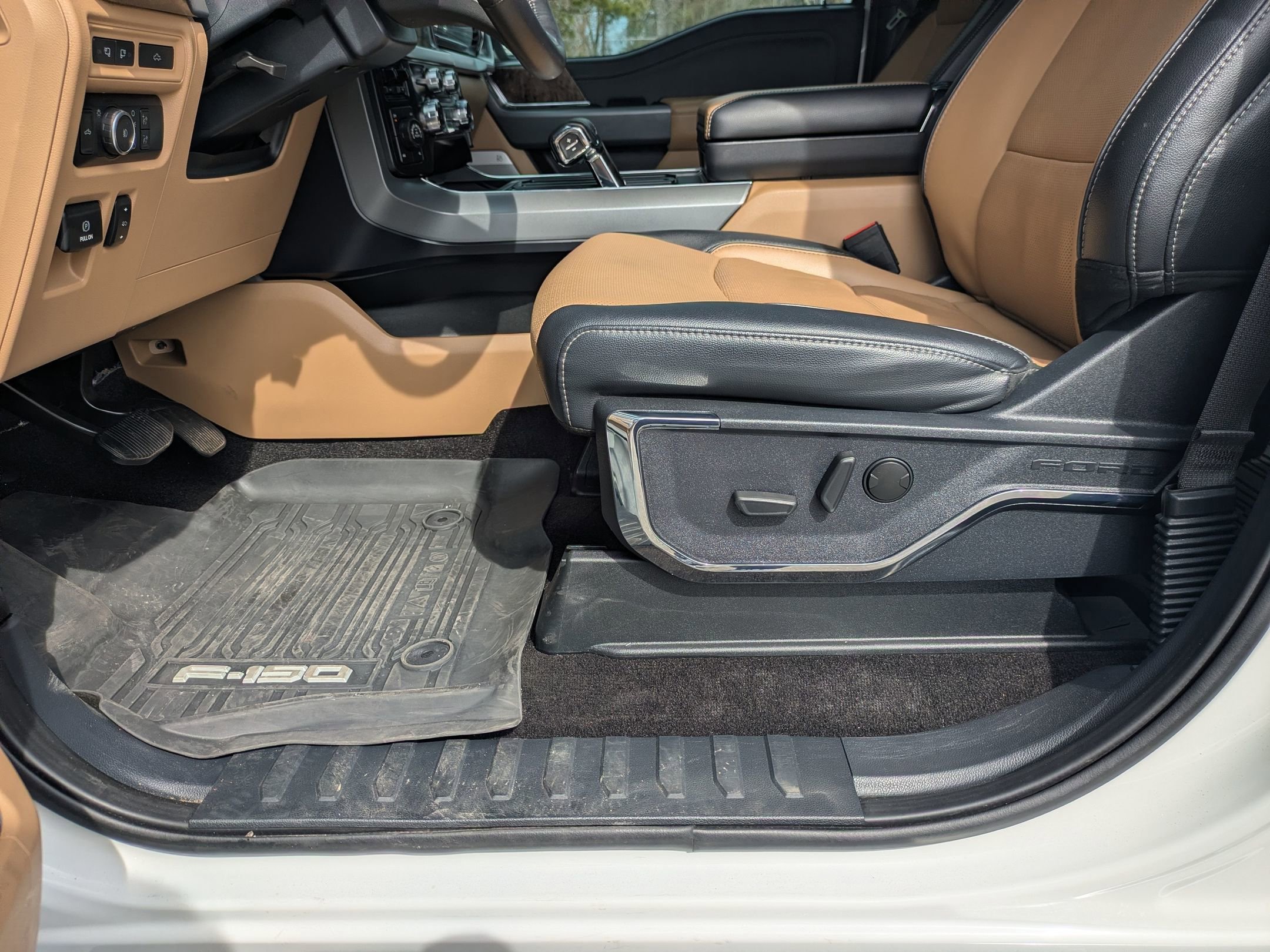 Certified 2022 Ford F150 Lariat image 13