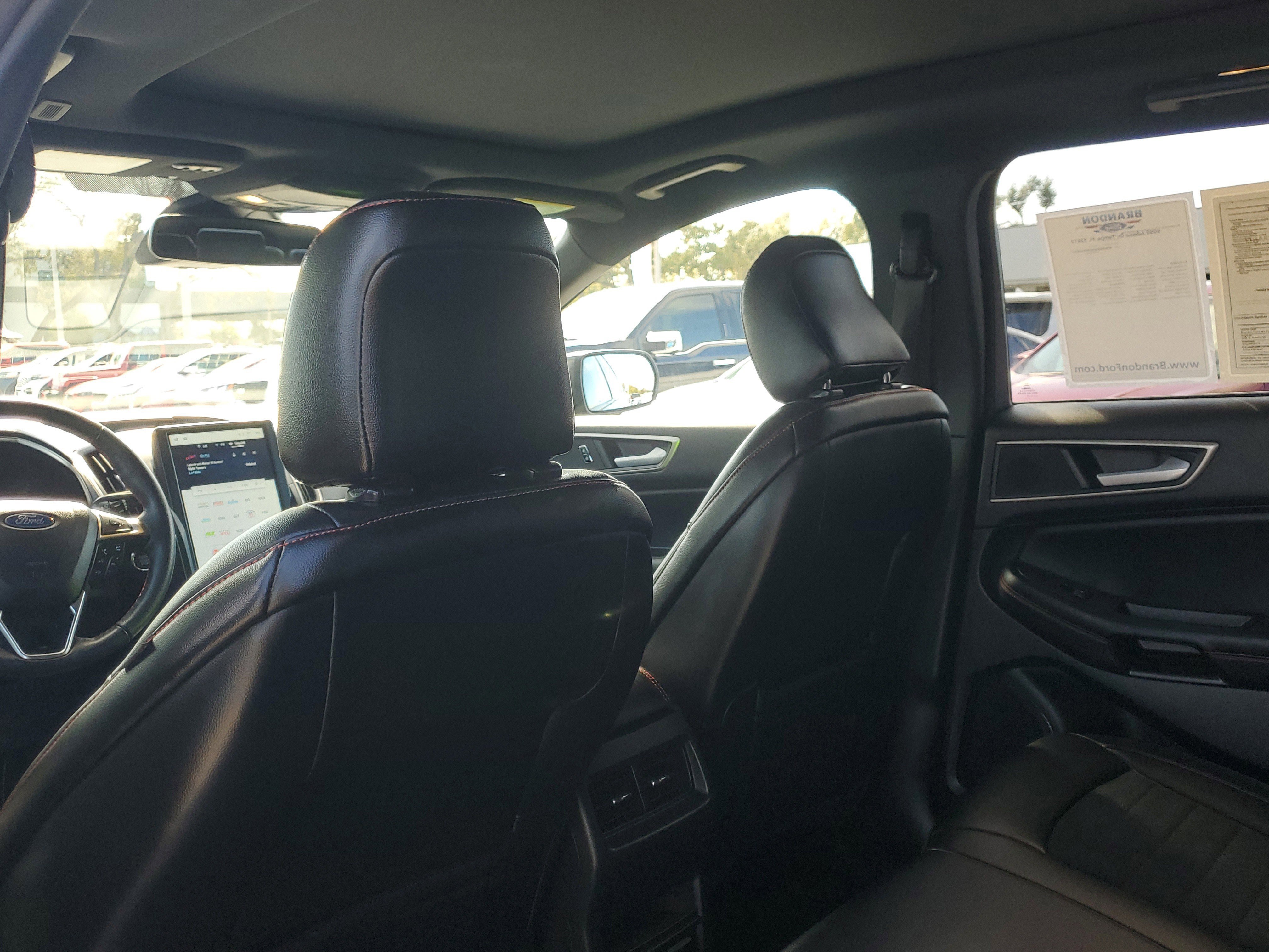 Certified 2023 Ford Edge ST-Line image 13